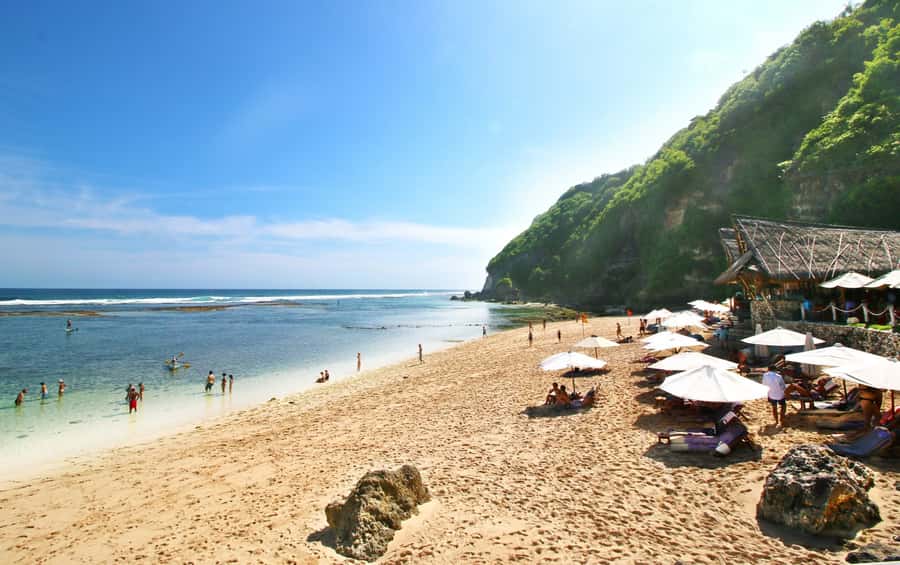 Uluwatu: Beach Club and Cliffside Private Bar Hopping Tour - Savaya Bali, pools above the limestone cliffs