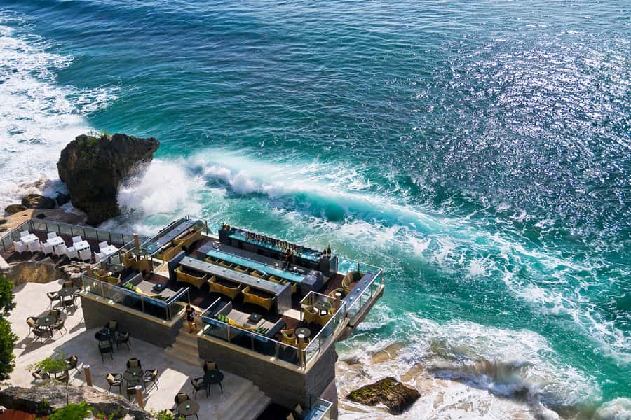 Uluwatu: Beach Club and Cliffside Private Bar Hopping Tour - Optional activities and unclear extras