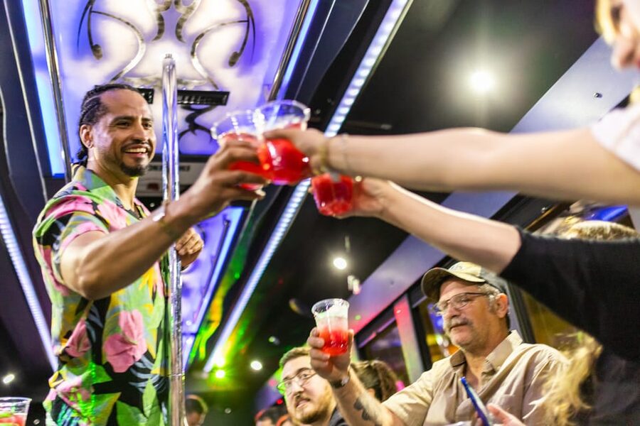 Vegas: 4-Hour Club Crawl with Party Bus Experience - The meeting point needs careful attention
