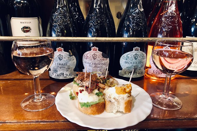 Venice: Venetian Style Carnival Pub Crawl - What this Venice pub crawl is really about