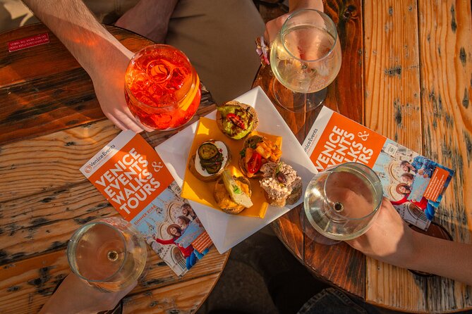 Venice: Venetian Style Carnival Pub Crawl - The final bacaro and the included spritz