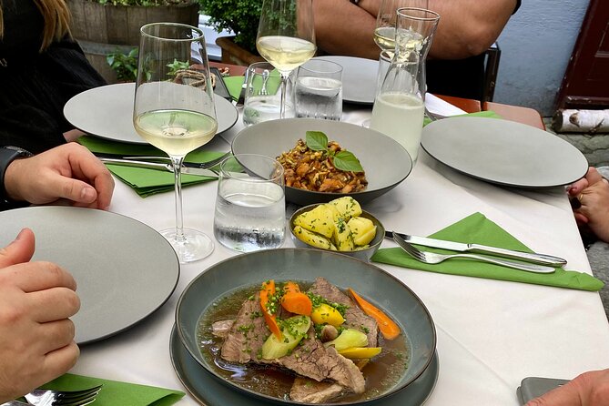 Vienna Nightlife Experience: Food, Wine, Cocktails & Vibes - Neubau ends with drinks and character
