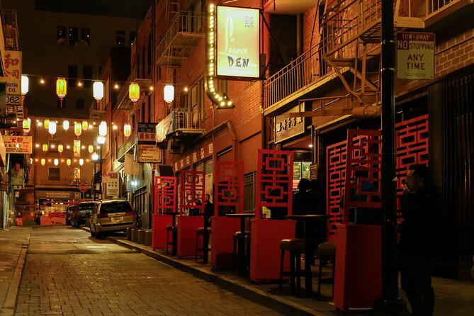 Walk with Spirits: A Haunted Pub Crawl in San Francisco - Chinatown’s legends after dark