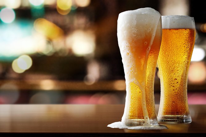 Walking Tour: Historic Chicago Pubs in River North and the Loop - Monk’s Pub brings the afternoon to a close