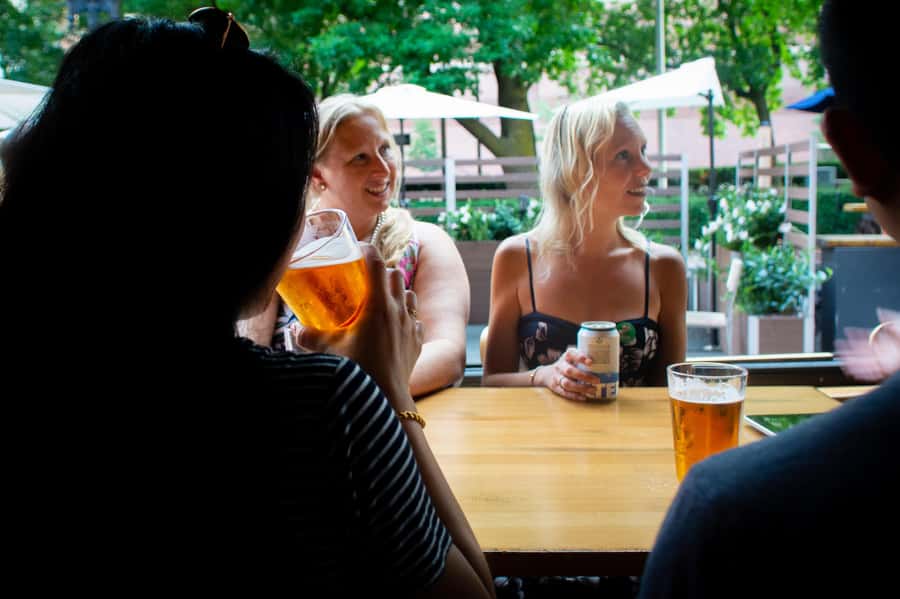 Washington, D.C.: History Tour Pub Crawl - Choosing between the standard ticket and beer bundle