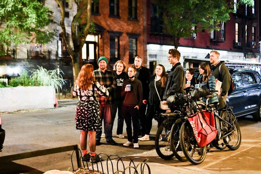 Washington DC: Ghosts Boos and Booze Haunted Pub Crawl - What the two hours feel like