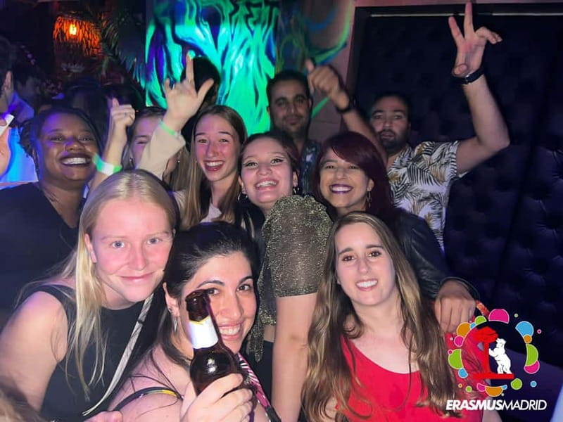 Wild Night Pub Crawl: Free Shots, Games & VIP Club Entry! - Communication is the weak point