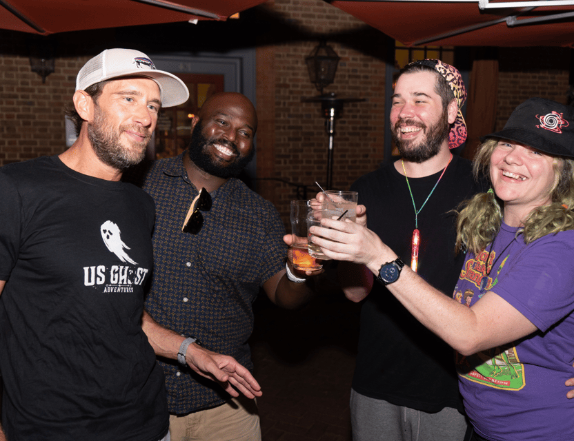 Williamsburg: Colonial Ghosts Haunted Pub Crawl - Wythe House and the walk between stories