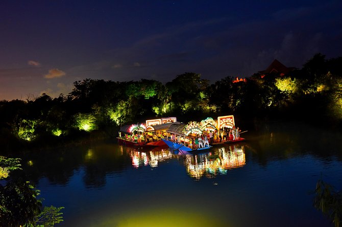 Xoximilco Ticket: Boat Fiesta, Traditional Tasting & Tequila Bar - Music, hosts, dancing, and the social side